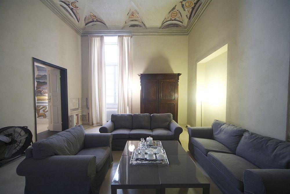 Locanda Di Palazzo Cicala เจนัว ภายนอก รูปภาพ