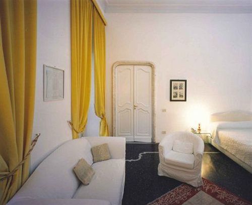 Locanda Di Palazzo Cicala เจนัว ภายนอก รูปภาพ