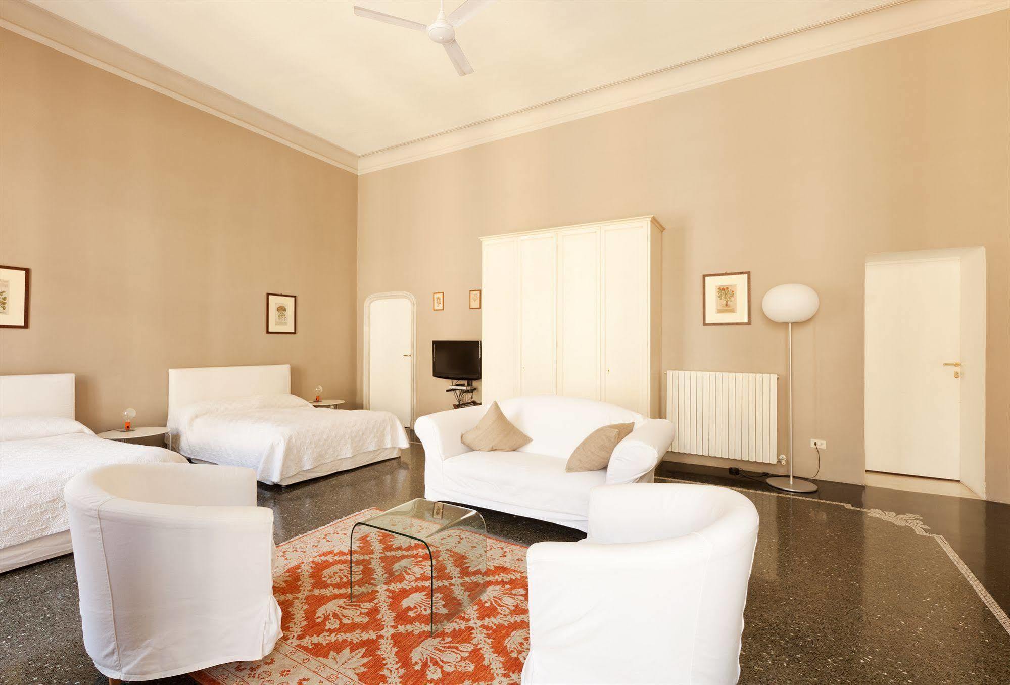 Locanda Di Palazzo Cicala เจนัว ภายนอก รูปภาพ
